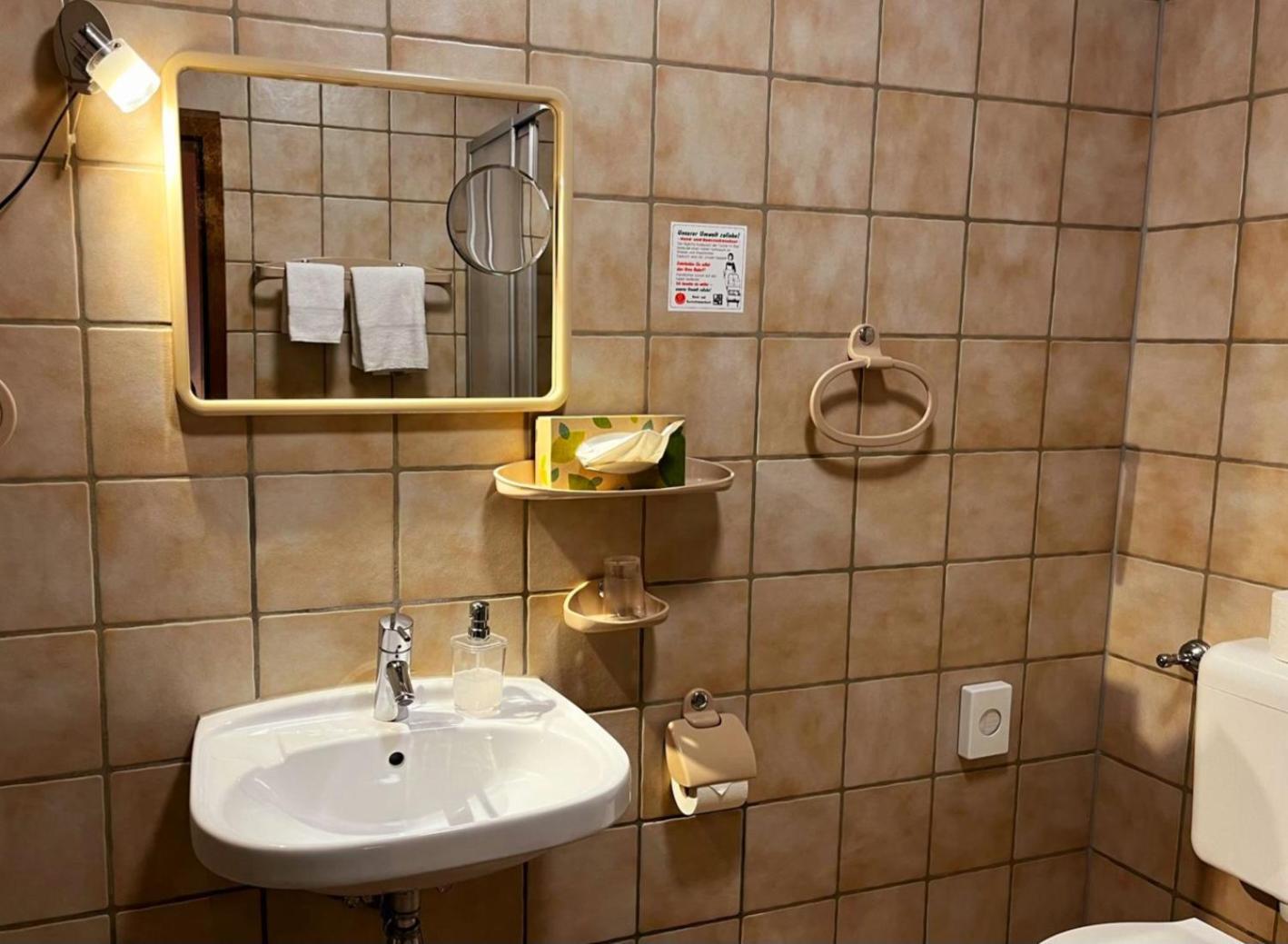 Neuenrade Henblas Hotel מראה חיצוני תמונה