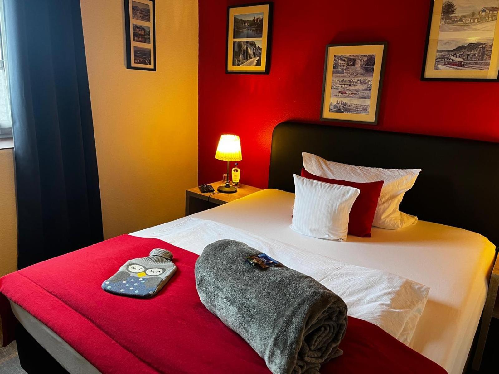 Neuenrade Henblas Hotel מראה חיצוני תמונה