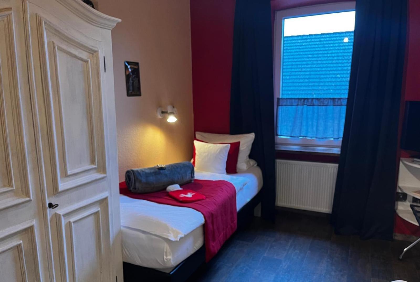 Neuenrade Henblas Hotel מראה חיצוני תמונה