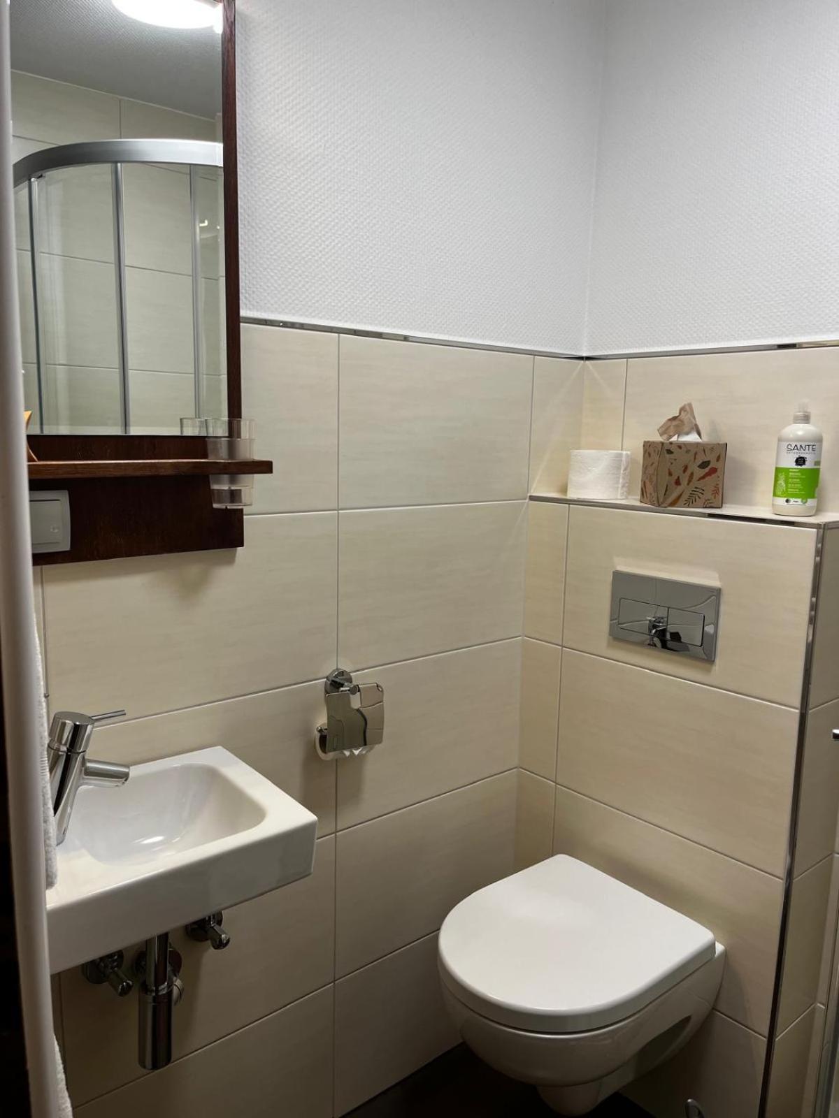 Neuenrade Henblas Hotel מראה חיצוני תמונה