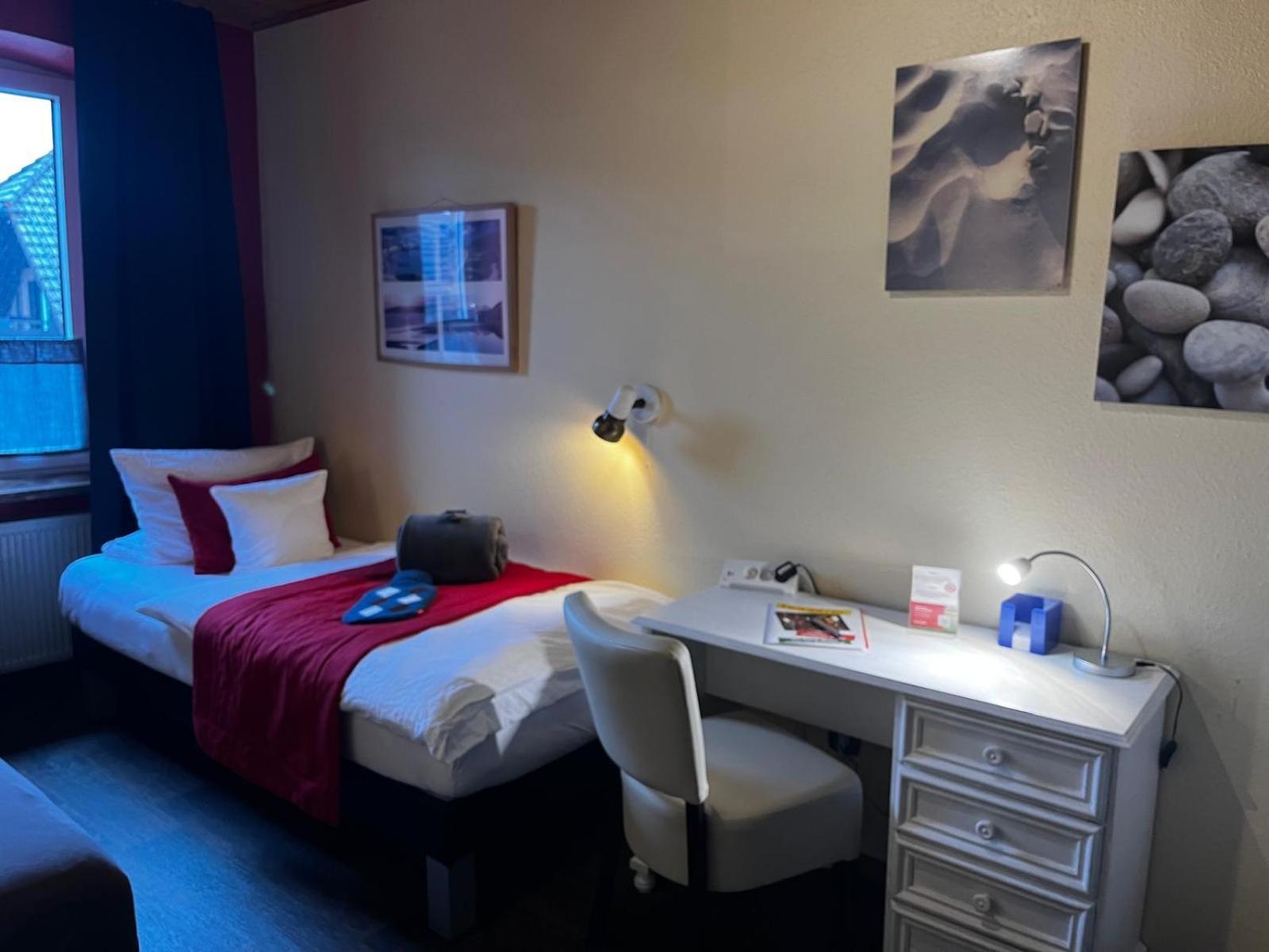 Neuenrade Henblas Hotel מראה חיצוני תמונה